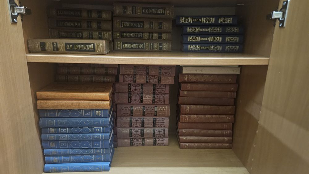 Продаю книги срочно