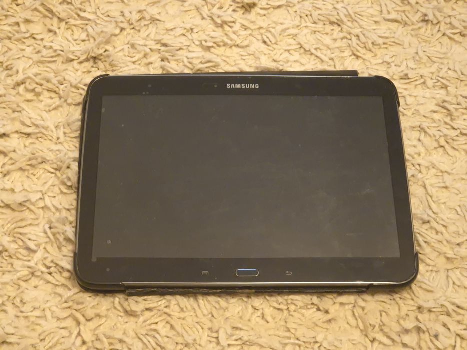 Samsung Galaxy Tab 3 – NU se încarcă (port defect)