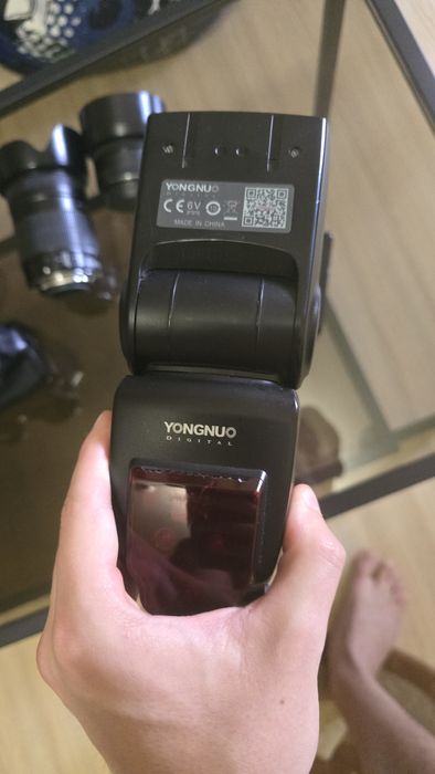 Canon EOS 80D + obiective Canon 18-135mm și 50mm + blitz Yongnuo