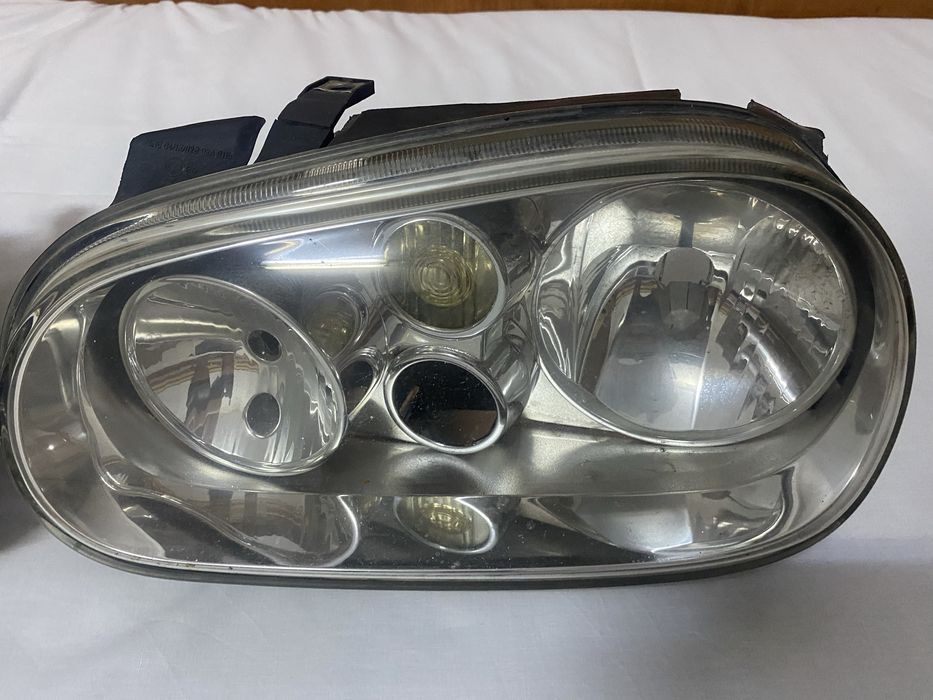 Faruri/ stopuri  golf 4 impecabile