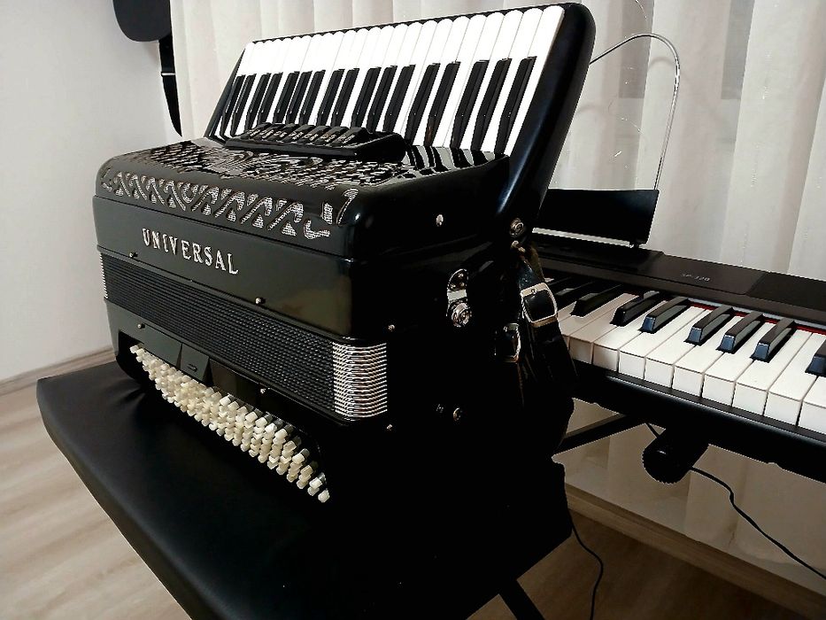 Acordeon Italian UNIVERSAL