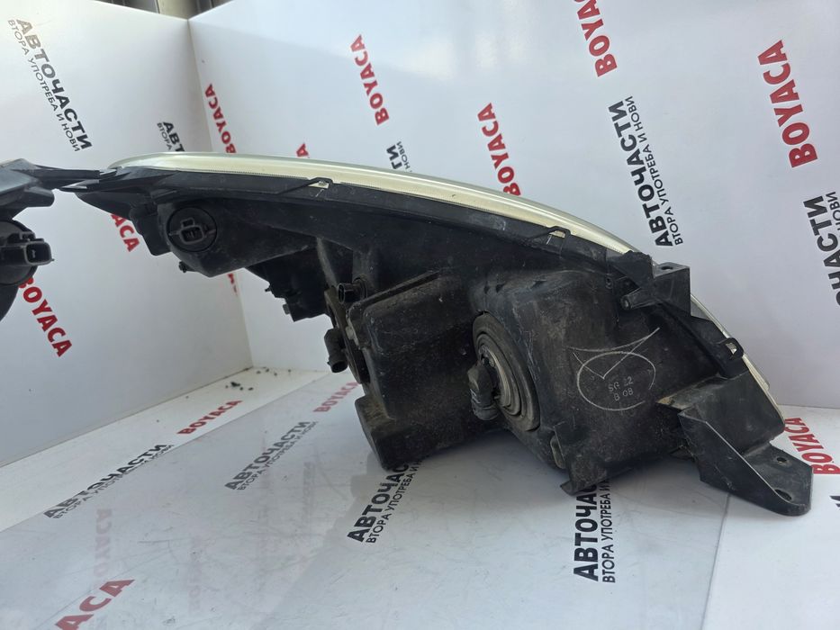 Фарове Toyota Corolla Verso 04-07г