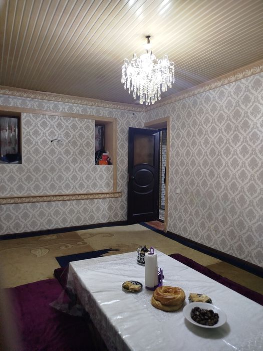 2 honali uy sotiladi