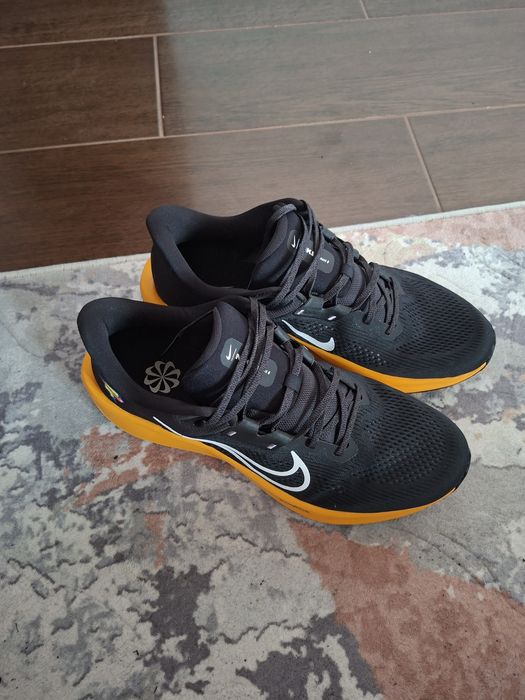 Adidasi Nike masura 46