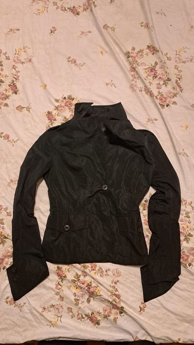 Sacou scurt pentru femei