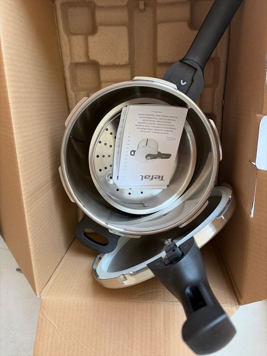 Тенджера под налягане Tefal Secure 5 Neo 6L P2530741 с кошница