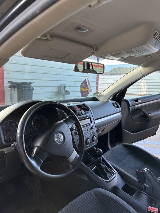 VW Golf 5 - An 2010 - 1.9 TDI