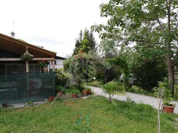 Дава се под наем  в с. Брестник, Област Пловдив - 20 кв.м за 298.86 € - Снимка #3