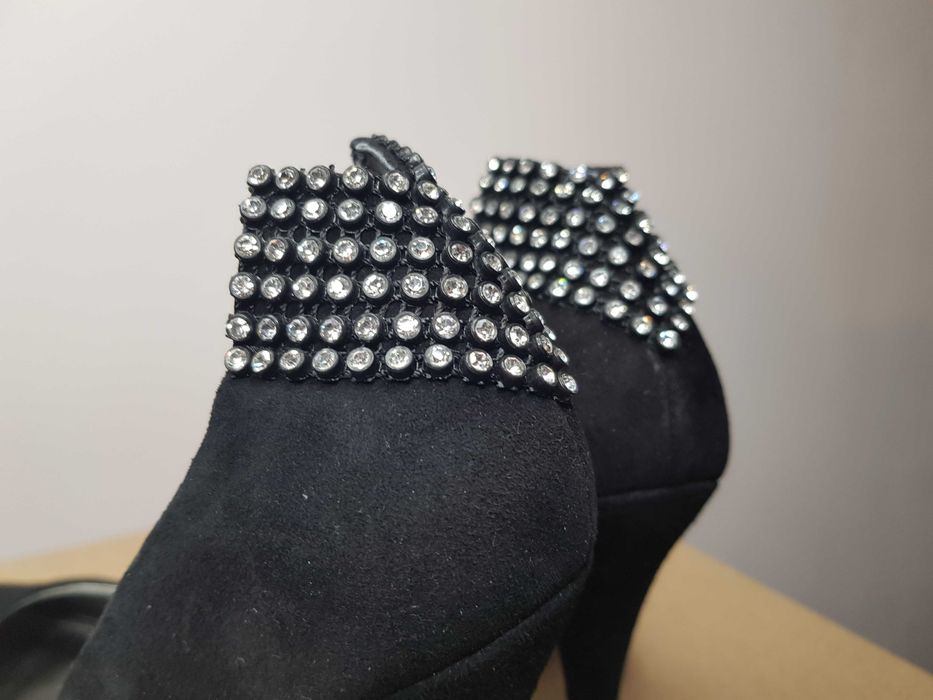 Guess Оригинални Дамски Бални Обувки Swarovski Limited Edition