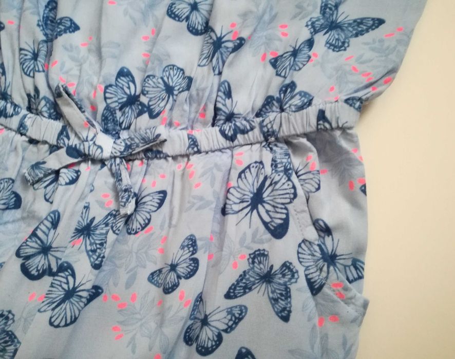 Гащеризон с десен пеперуди H&M - р. 134 см.