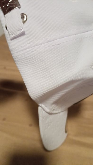 Șapcă New Yorker. Nouă.