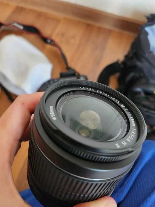 Vand aparat foto Canon Eos 2000D