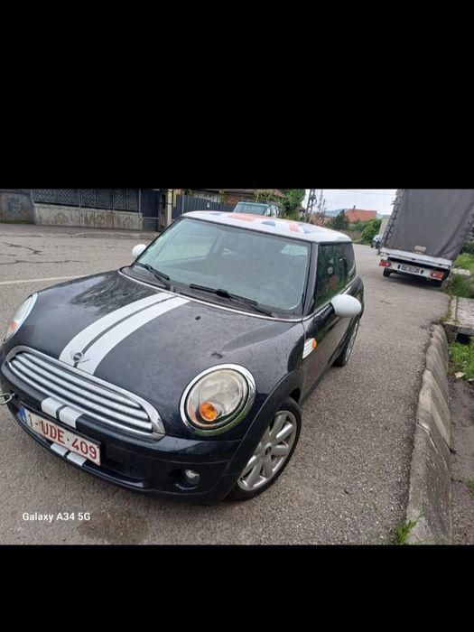 Dezmembrez Mini Cooper 1.6 benzina