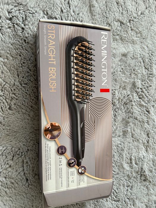 Perie par Remington pentru indreptat parul