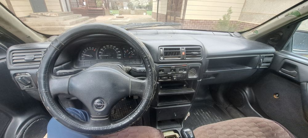 Опел вектра сатылады