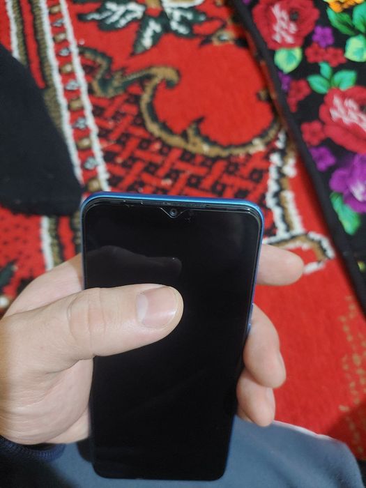 SPARK 7  3/32GB sotiladi