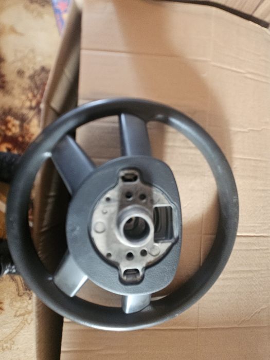 Двете 100€ едното за Audi a3 другото за Golf 5