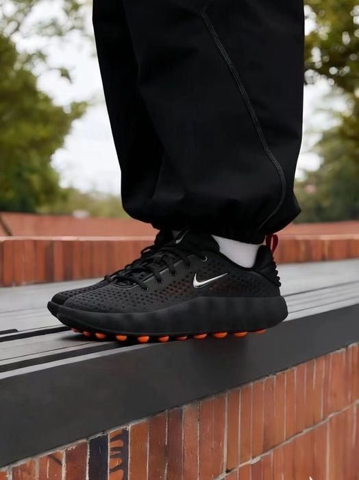 Трендовые Кроссовки: Nike Mind 002