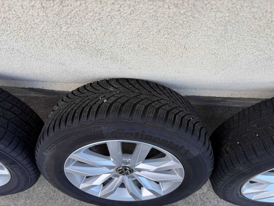 Гуми с джанти 215/60R16 за VW Passat