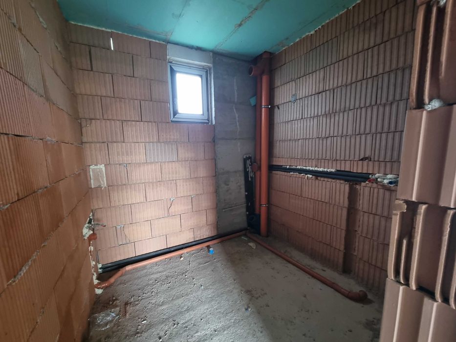 Продава се Къща в Благоевград, Грамада - 238 кв.м за 587 €/кв.м - Снимка #10