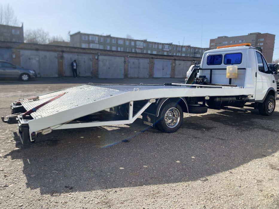 Продам эвакуатор