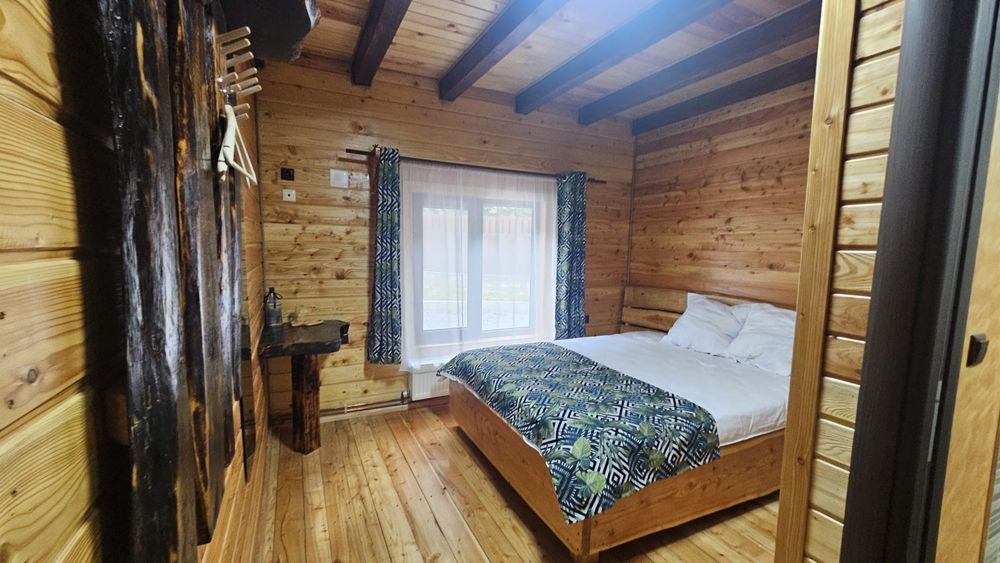 Inchiriez Cabana cu ciubăr și piscină in Valea Ierii , Cluj