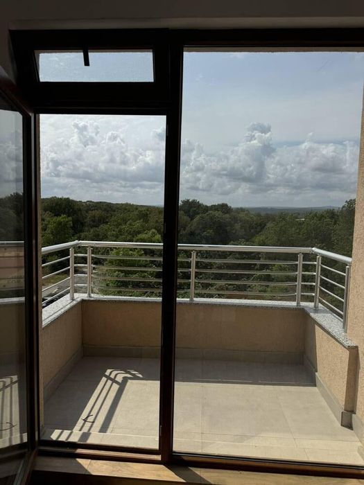 Продава се Двустаен апартамент в Бургас, Долно Езерово - 56 кв.м за 1222 €/кв.м - Снимка #2