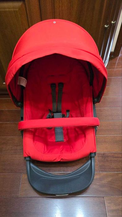 Коляска Stokke Trailz (красная в горошек)