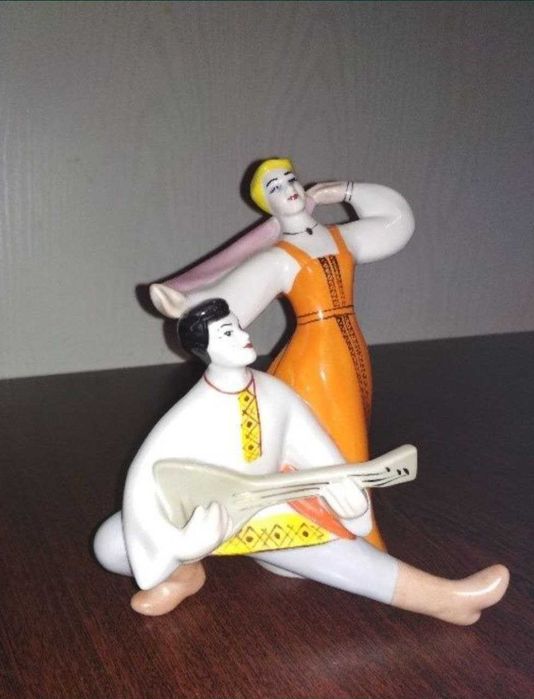 Cтатуэтка фарфоровая. Раритет.