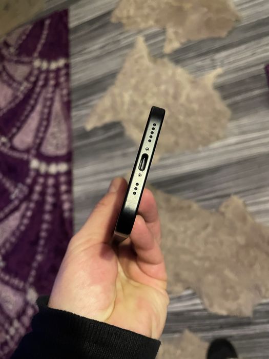 Vand iphone 16 de 256gb la cutie