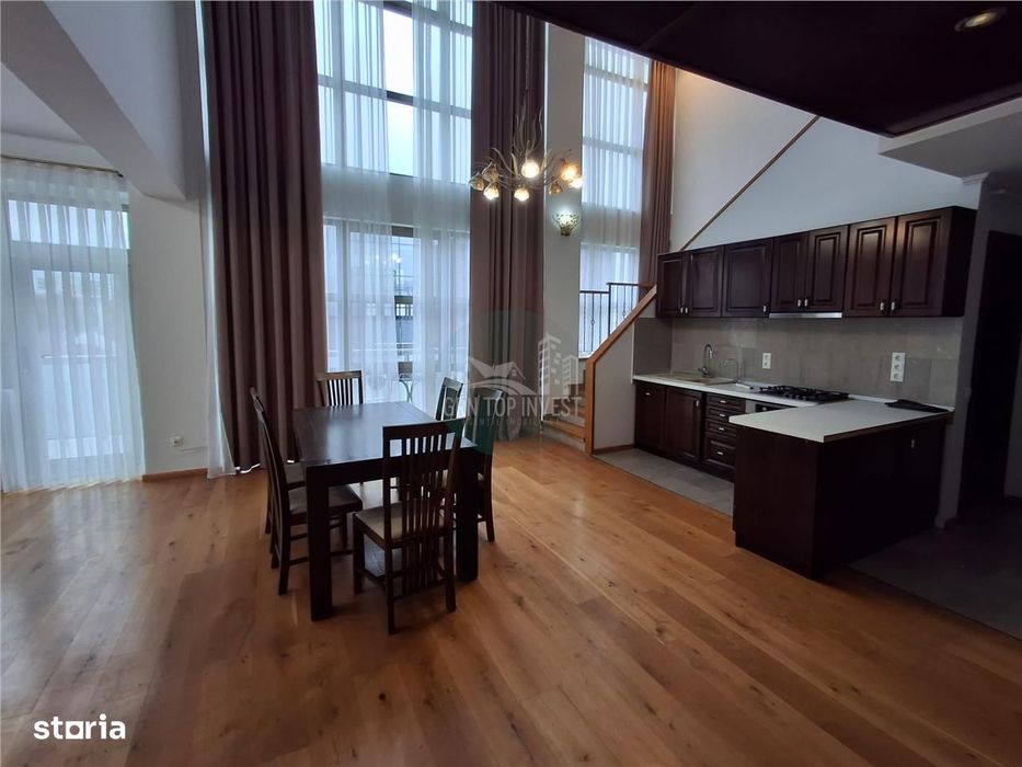 Penthouse 4 camere terasa 50mp parcare zona Centrala