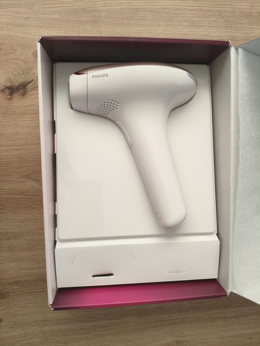 Фотоепилатор Philips - Lumea Advanced SC1997/00