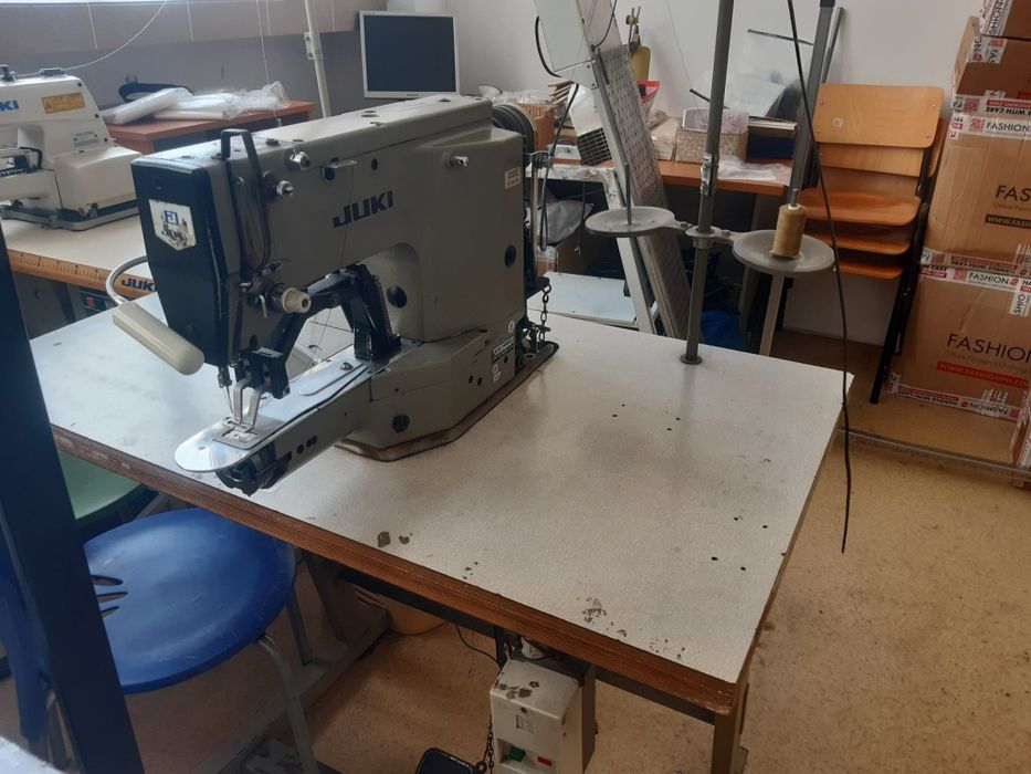 Mașini de cusut industriale