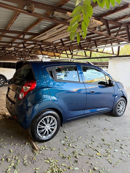 Chevrolet Spark 2021 • 23 200 км • Автомат