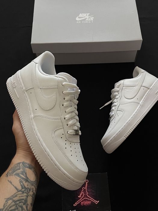 Nike air force 1 white