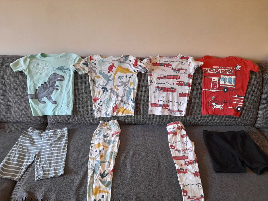 Pijamale baieti Carters, pt varsta de 8 ani