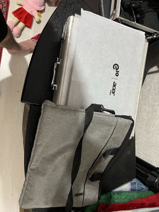 СРОЧНО продам ноутбук