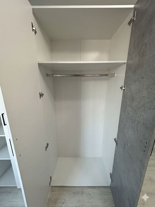 Спальный гарнитур. (в хорошем состояние)