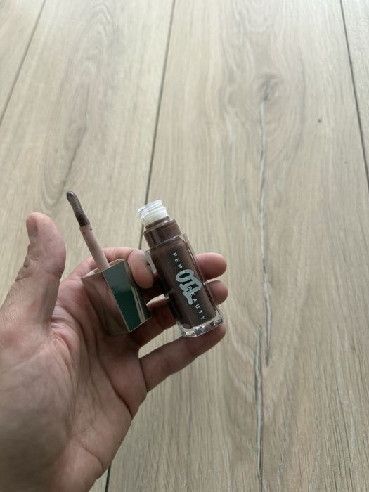 Fenty gloss bomb oil