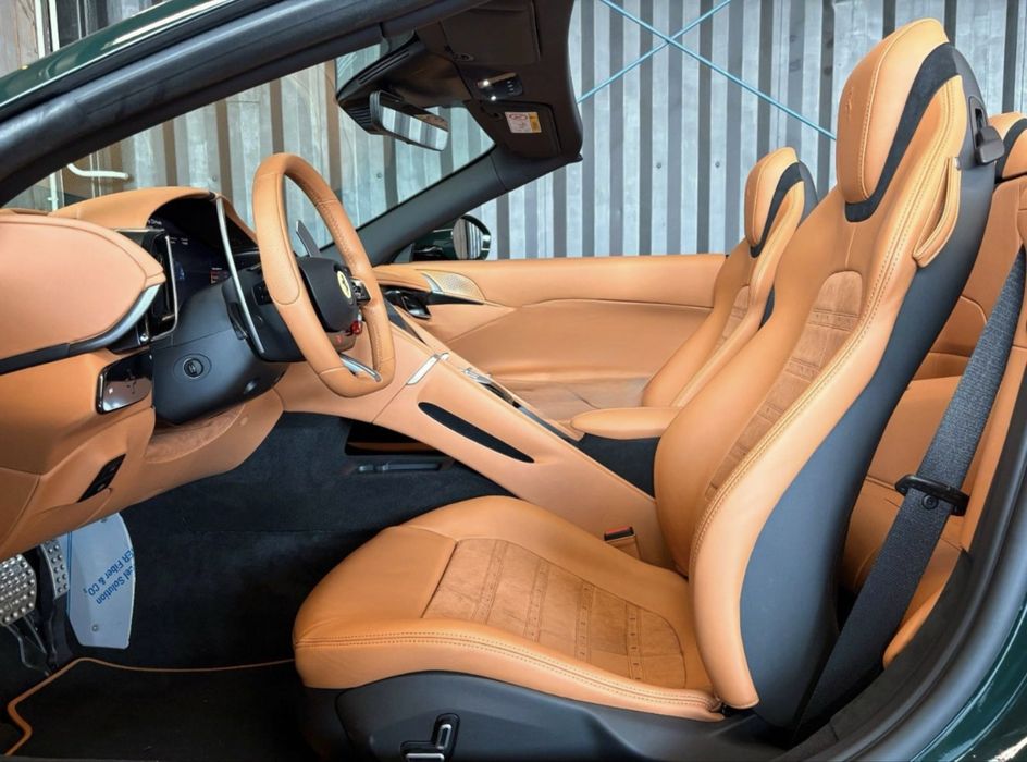 Ferrari Roma Spider 2026