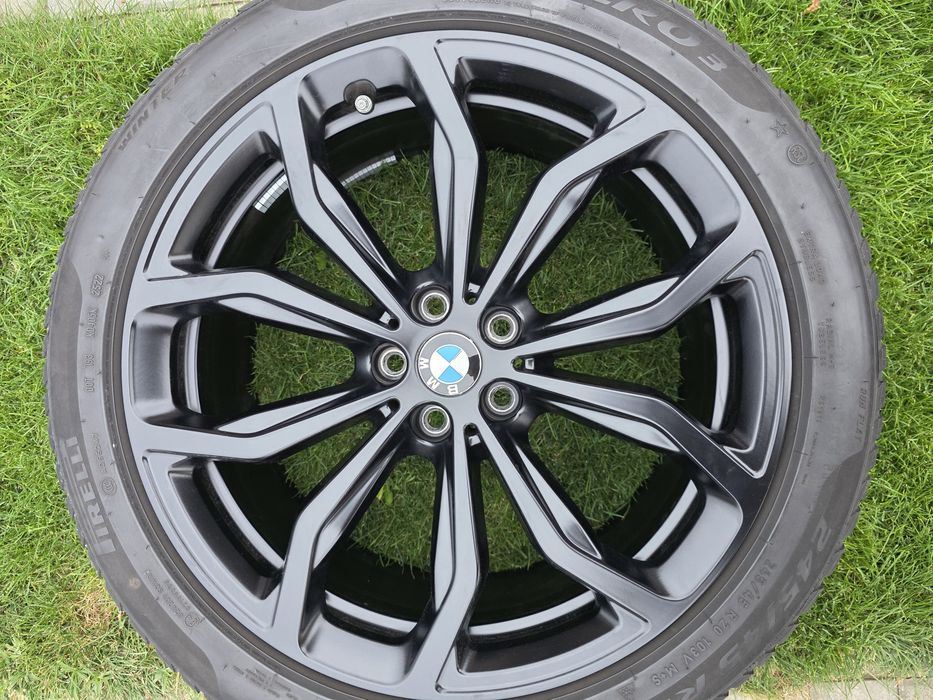 Jante originale BMW R 20 echipate cu cauciucuri de iarna