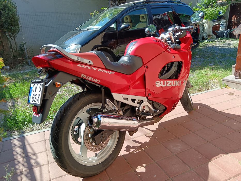 Suzuki gsx 600 ,,