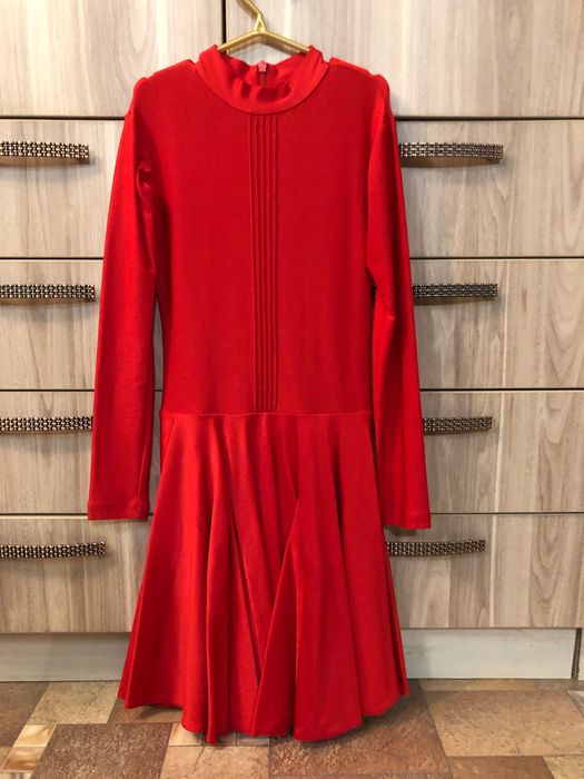 Платье танцевальное