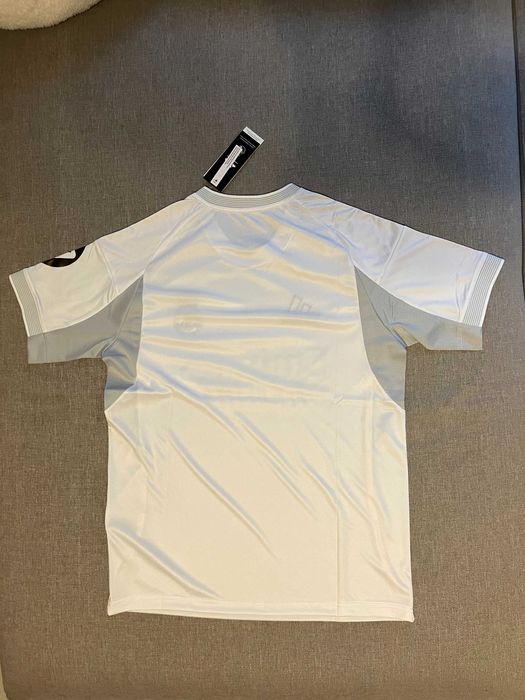 Тениска на Реал Мадрид от сезон 2025/2026