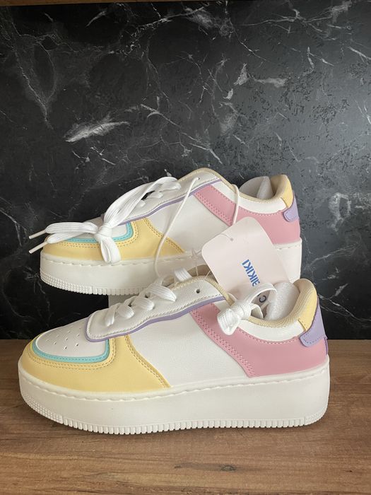 Кецове LC Waikiki, 38 номер