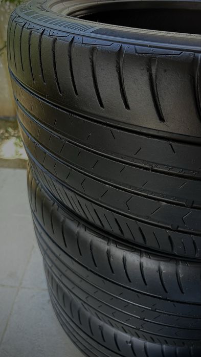 Шины 245/40 R18 2024 год.