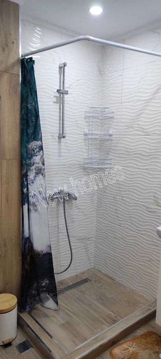 Продава се Тристаен апартамент в Пловдив, Каменица 2 - 103 кв.м за 1631 €/кв.м - Снимка #11