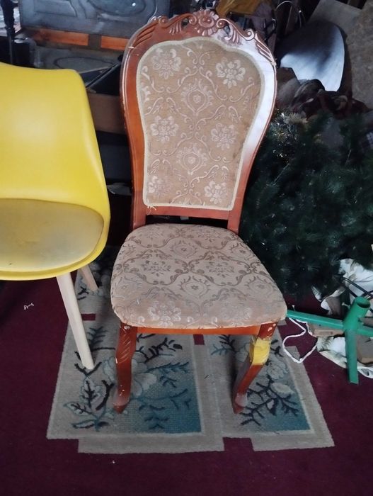 Стулья мягкие  бу