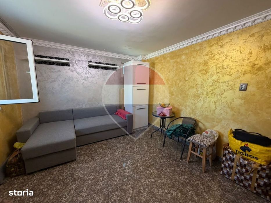 2 garsoniere unite functional | Etaj 1 | Centrala proprie | Viilor