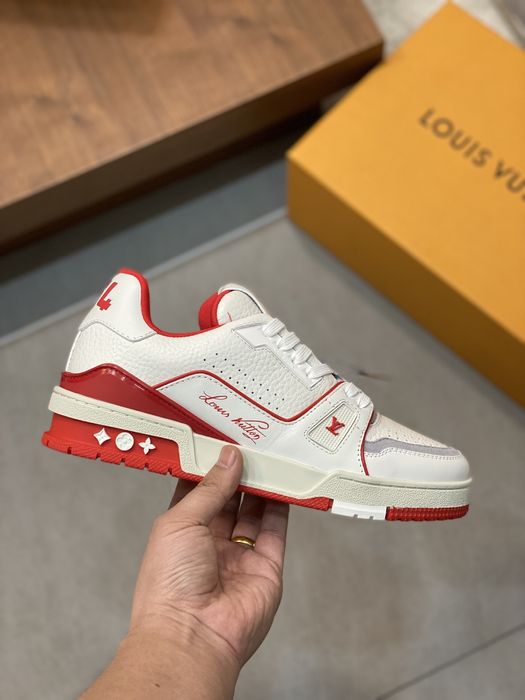 Louis Vuitton Trainer LV